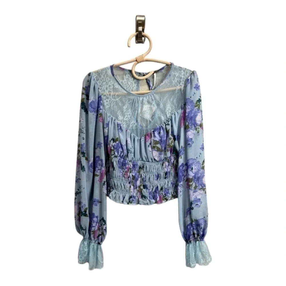 Free People Daphne Smocked Waist Cropped Smocked Waist Dusty Blue Floral Top S